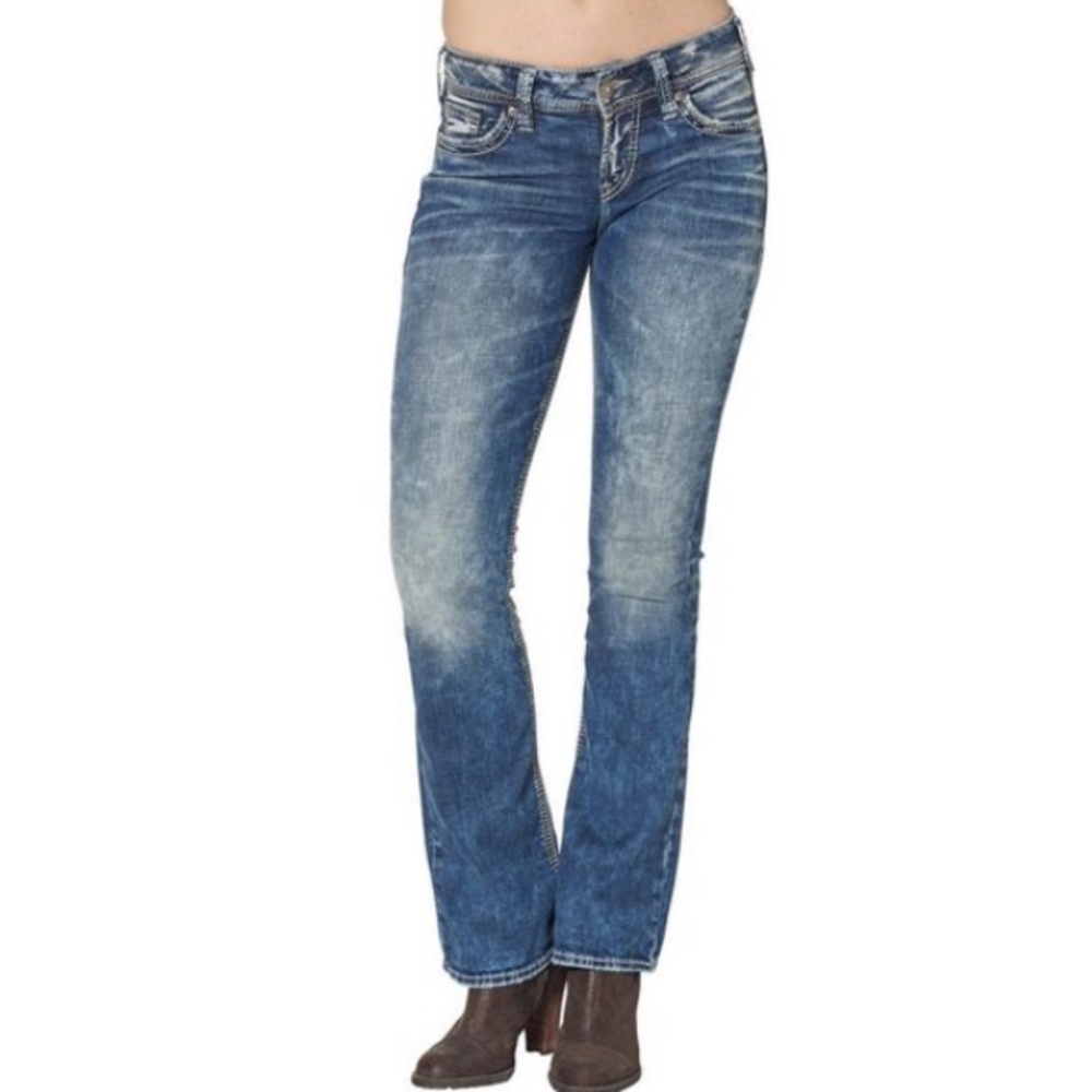 NWT Silver Suki Super Stretch blue jeans 25x31 waist 25 Bootcut Midrise